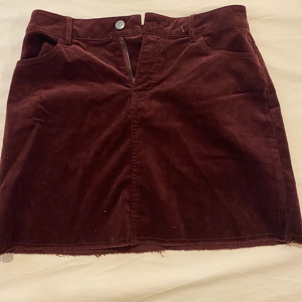 maroon velvet mini skirt